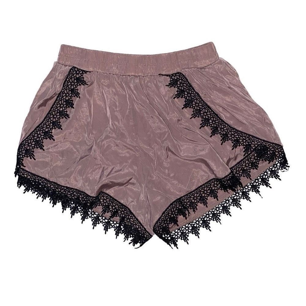 Ladies Girl Revolution Shorts